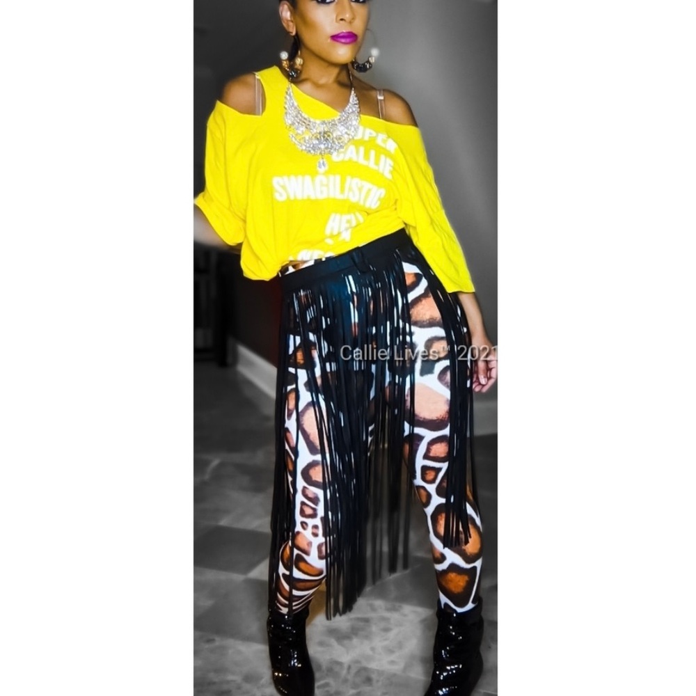 P153) New! Giraffe / Cow Print Fur 3D Illusion Graphic Print Soft Leggings - Picture 5 of 7